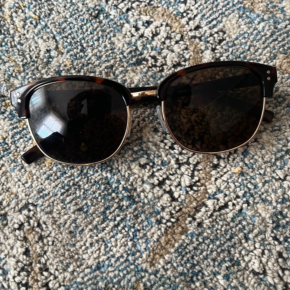 Foster grant sunglasses
